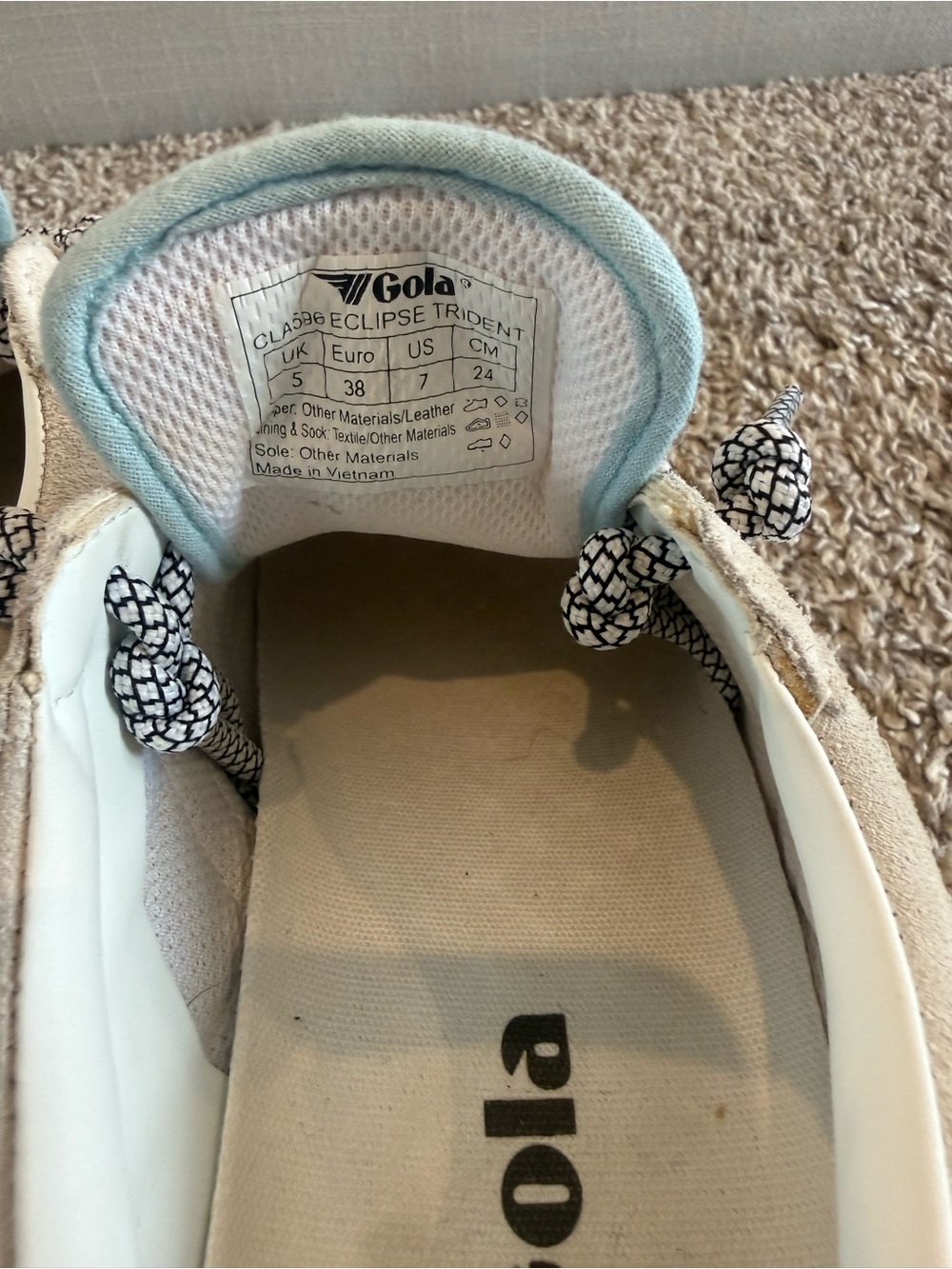 Gola Retro Runner in White and Light Blue - Picture 4 of 5